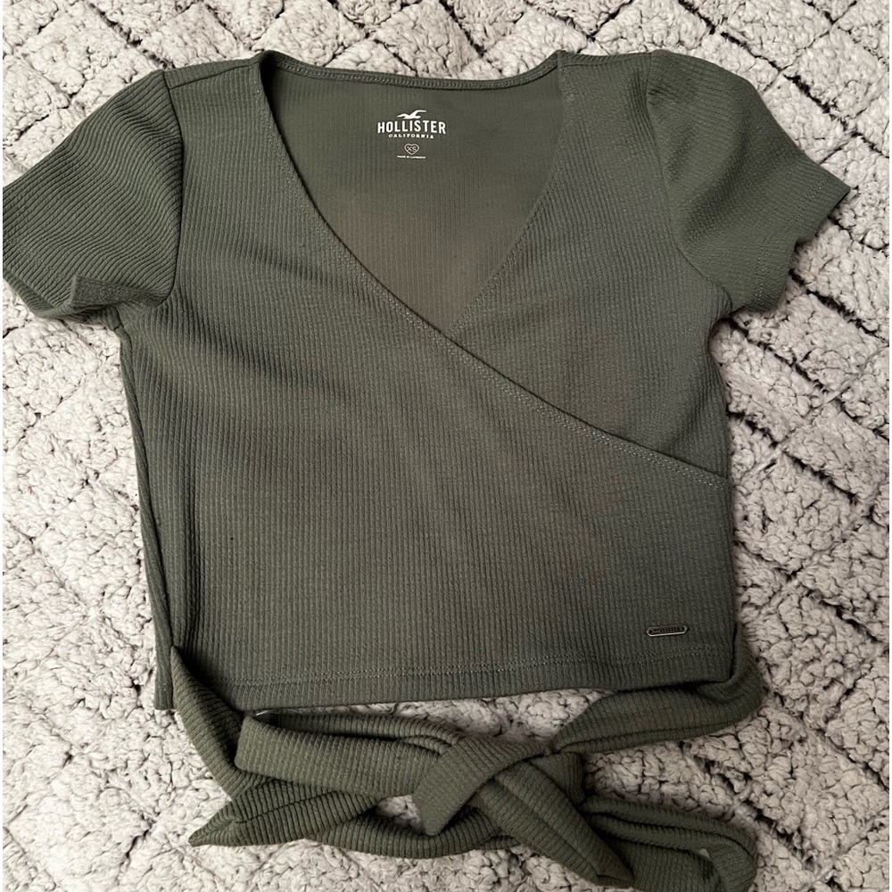 Green Cropped Hollister Shirt